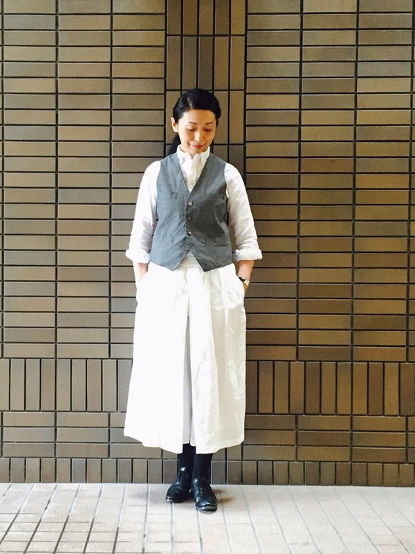 板倉直子さんのデイリースタイル【5月編】 #1 ガウチョパンツを自分仕様で | 暮らしとおしゃれの編集室
