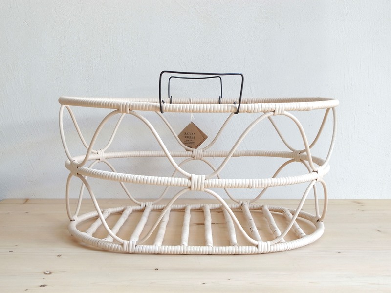 手仕事が美しい F Style ツルヤ商店 の 籐の波形バスケット 暮らしとおしゃれの編集室 手仕事が美しい F Style ツルヤ商店 の 籐の波形バスケット 暮らしとおしゃれの編集室