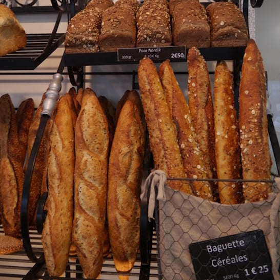 フランスのパンと粉もののお話 フランスの国民食 バゲット について 暮らしとおしゃれの編集室