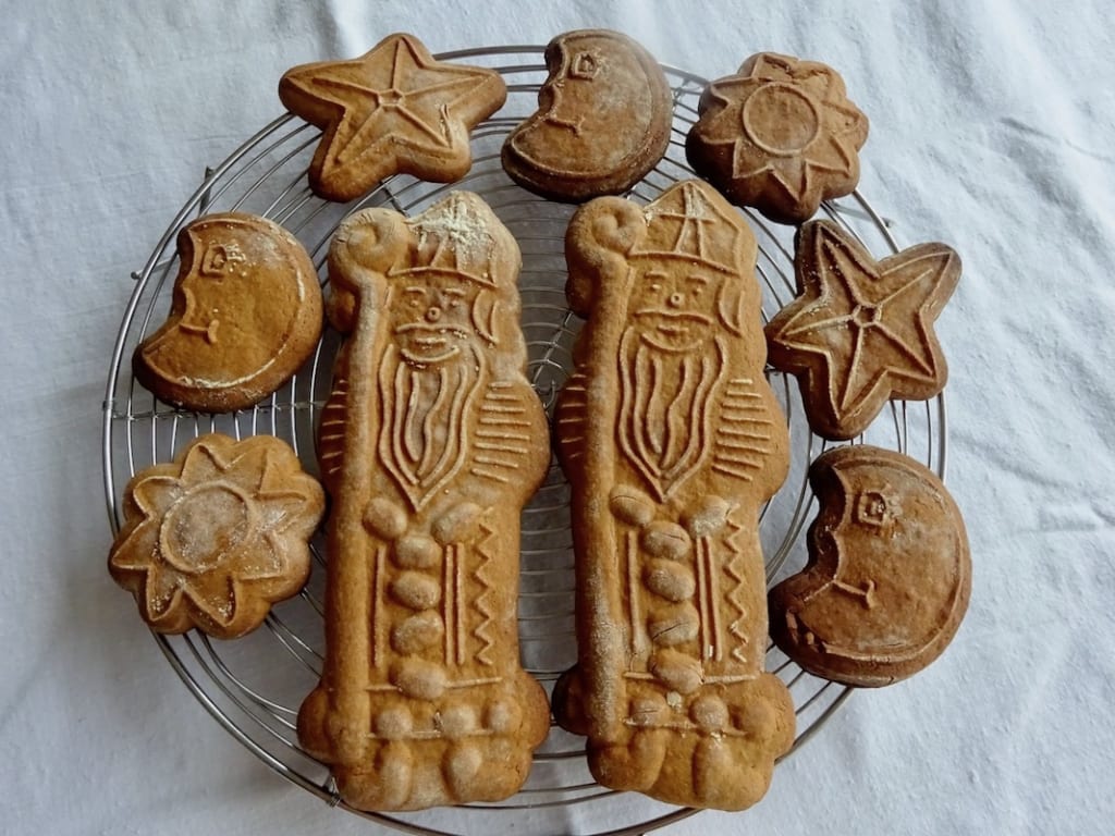 木製クッキー　型　お菓子作り　焼き菓子　スペキュロス　プレゼント　お祝い　花