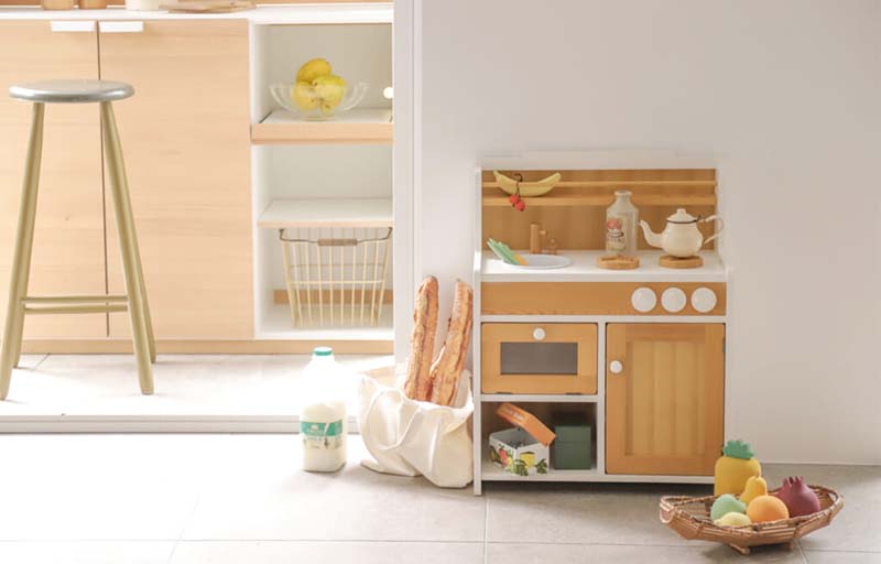 天然木を使用したおままごとキッチン PIENI KOTIの”PIENI KITCHEN 