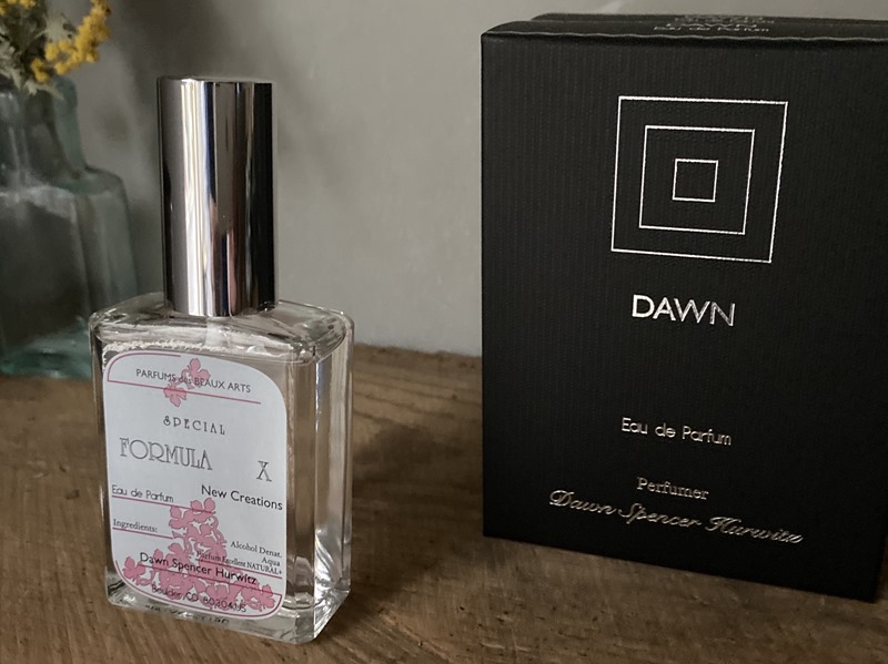自分だけの香り”に変化する「DAWN Perfume」のフォーミュラX | 暮らし ...