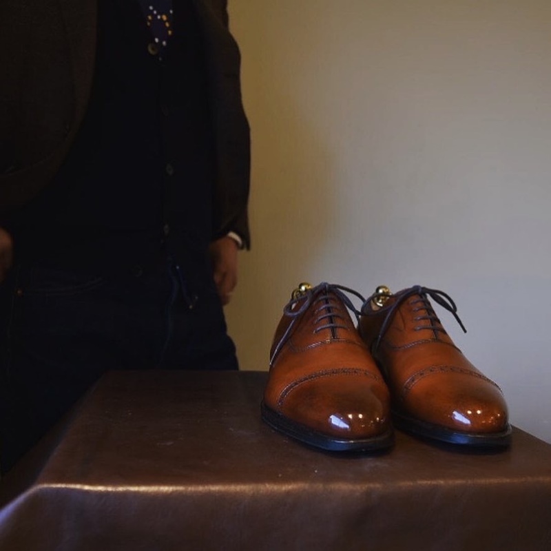 靴へのご褒美、靴磨き職人のシューズケア | 暮らしとおしゃれの編集室