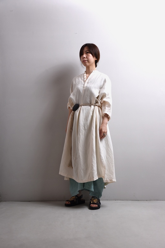 試着したお客様の満足度100％「suzuki takayuki」の‟peasant dress 